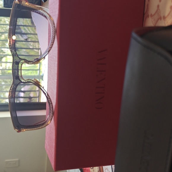 Valentino Textured Cat-Eye Sunglasses with Case main image 4